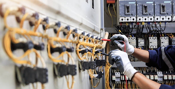 Professional Electrician technician working in Green, OH